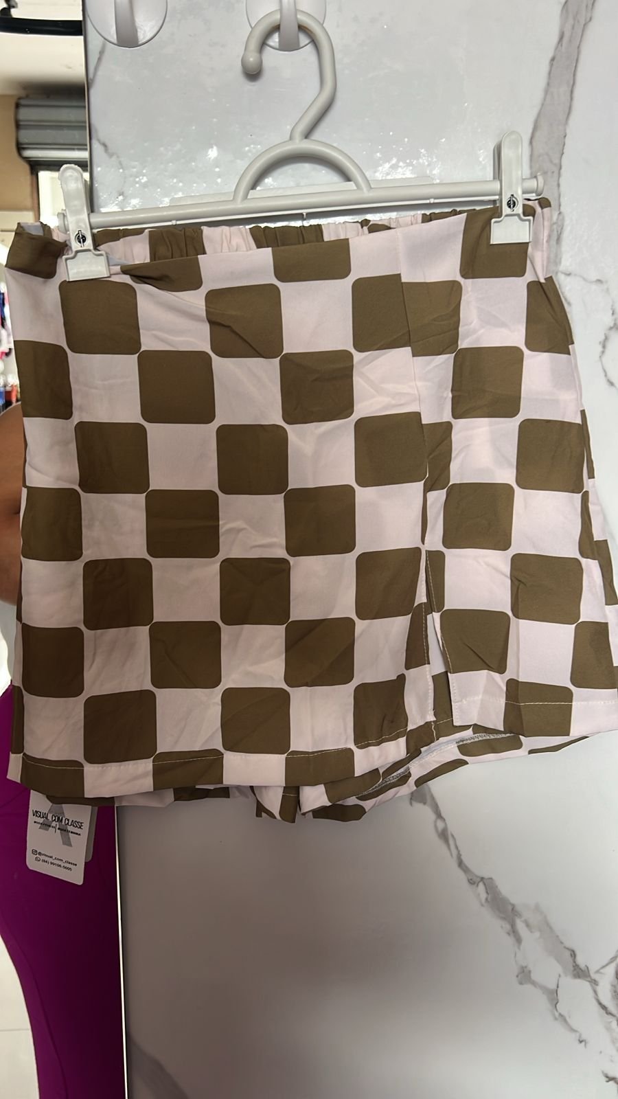 Short saia xadrez