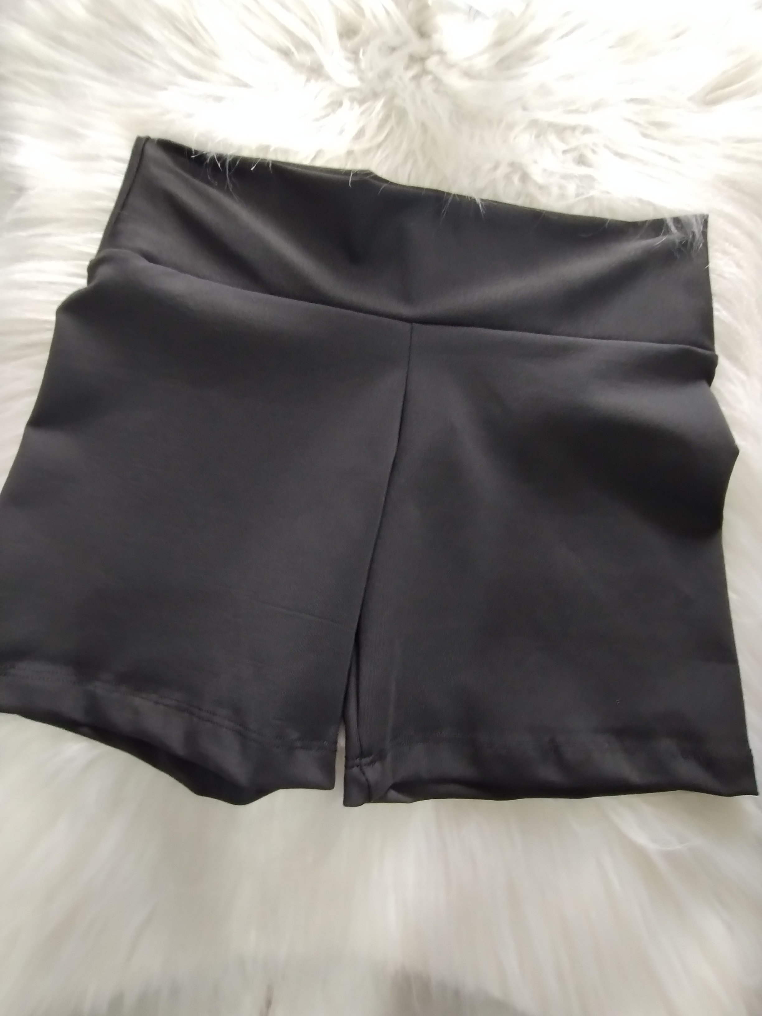Short de Academia Preto