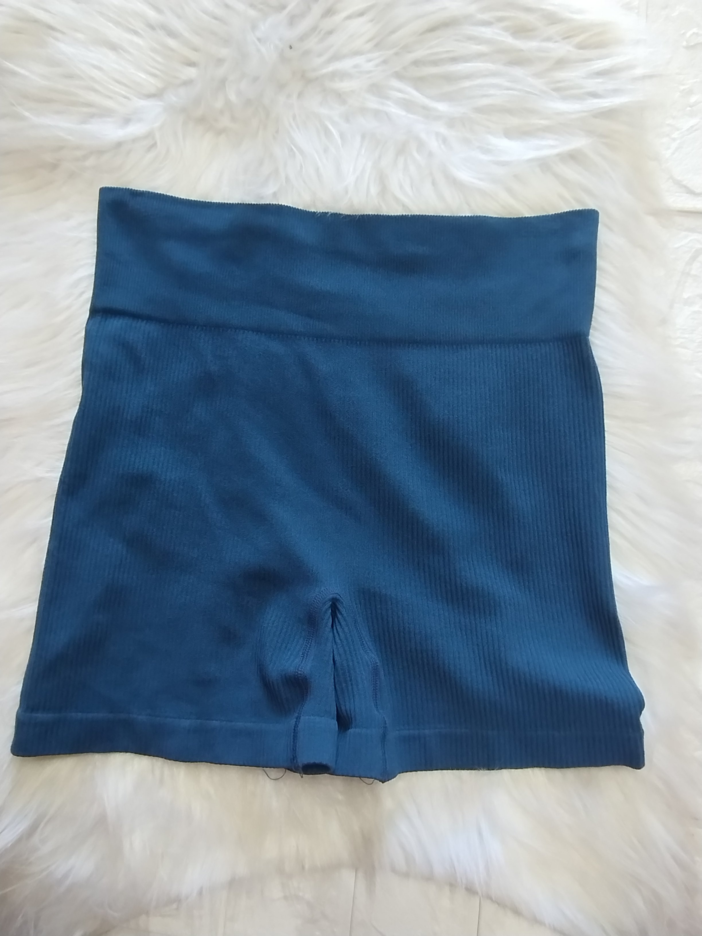 Short Ribana Azul Petróleo
