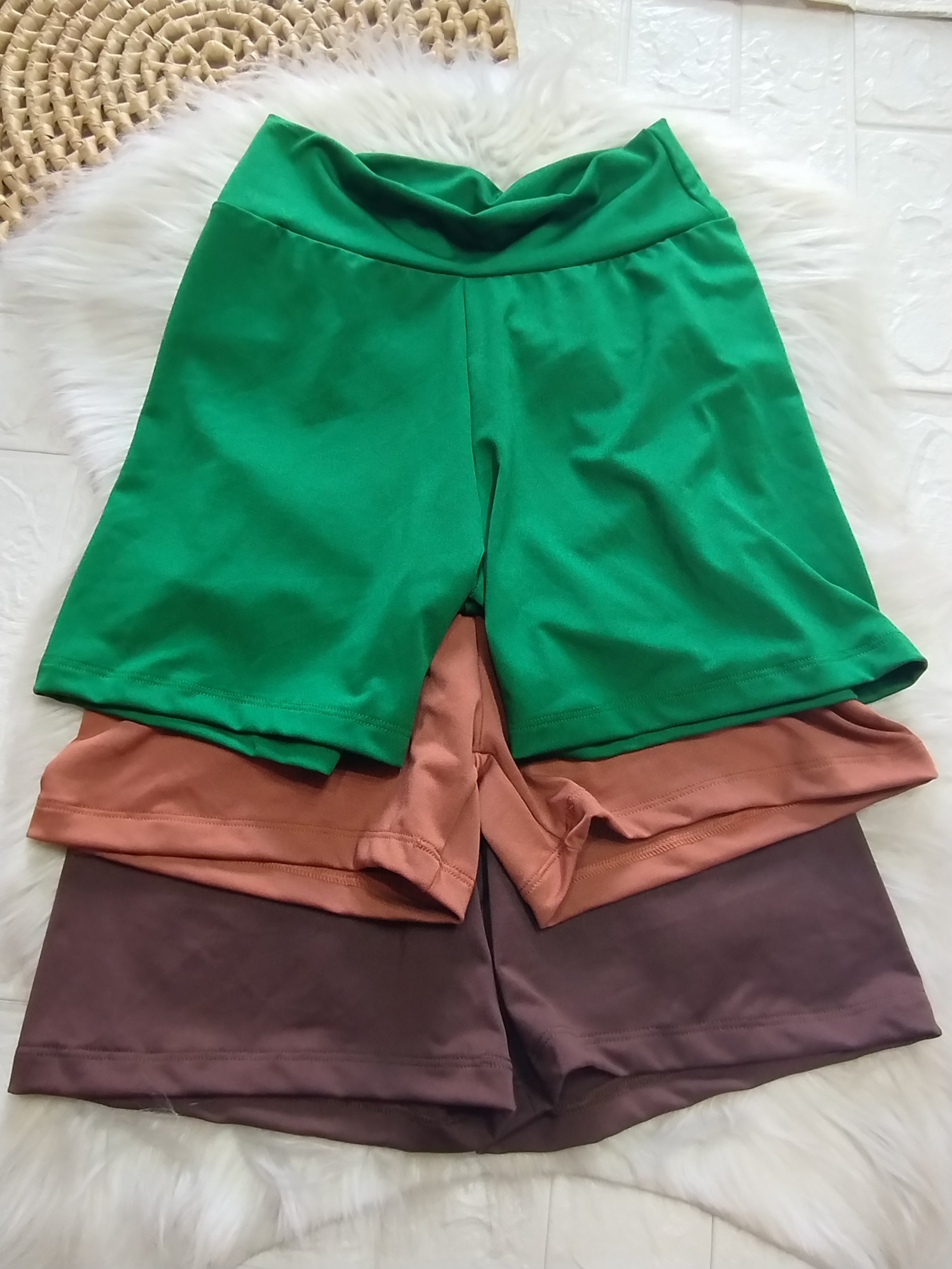 Short Liso