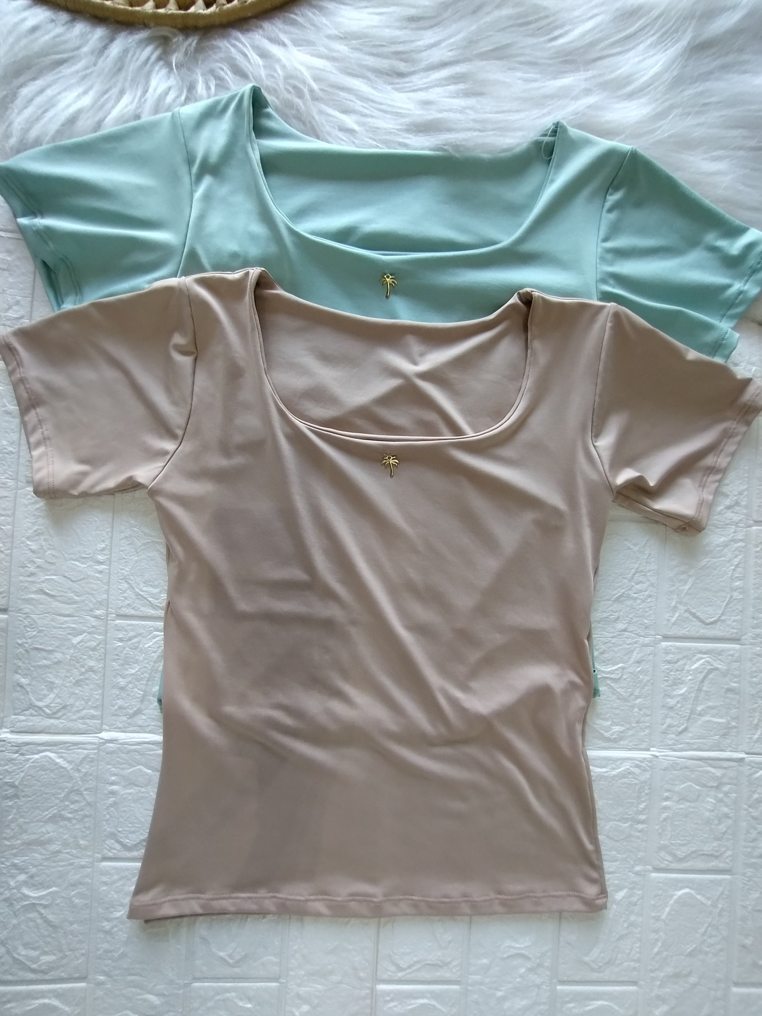 Cropped DQ (Av)